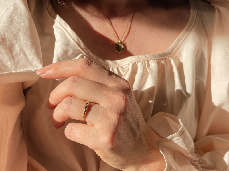 The Art of Gifting Fine Jewelry: How to Choose a Piece That Tells a Story