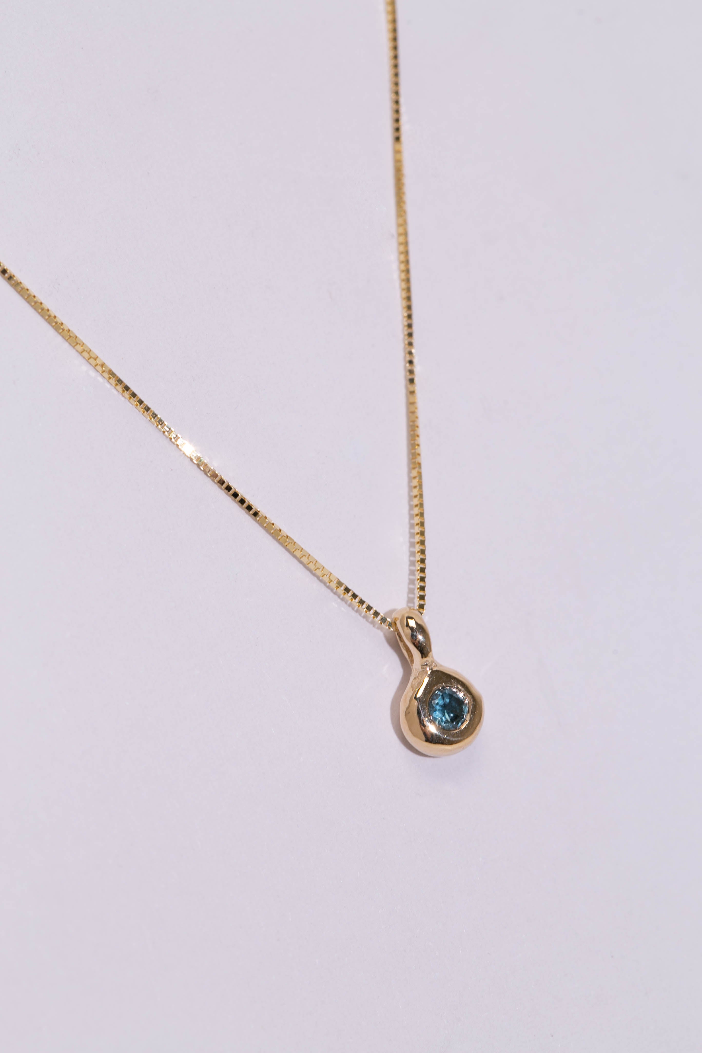 Glimmer Pendant