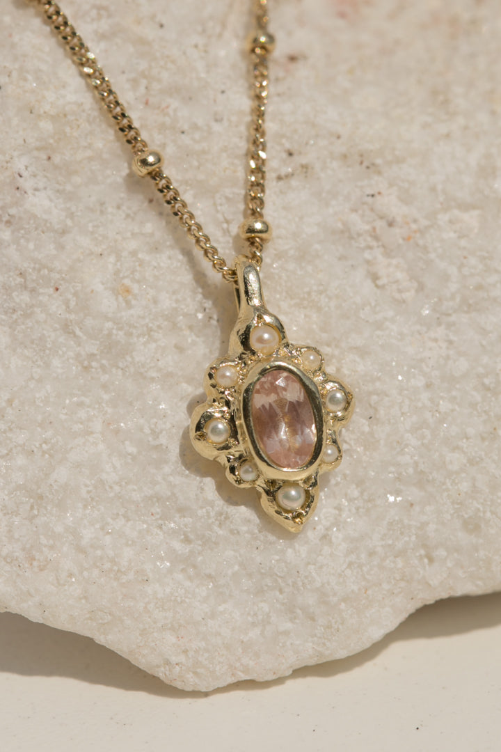 Duchess Pendant