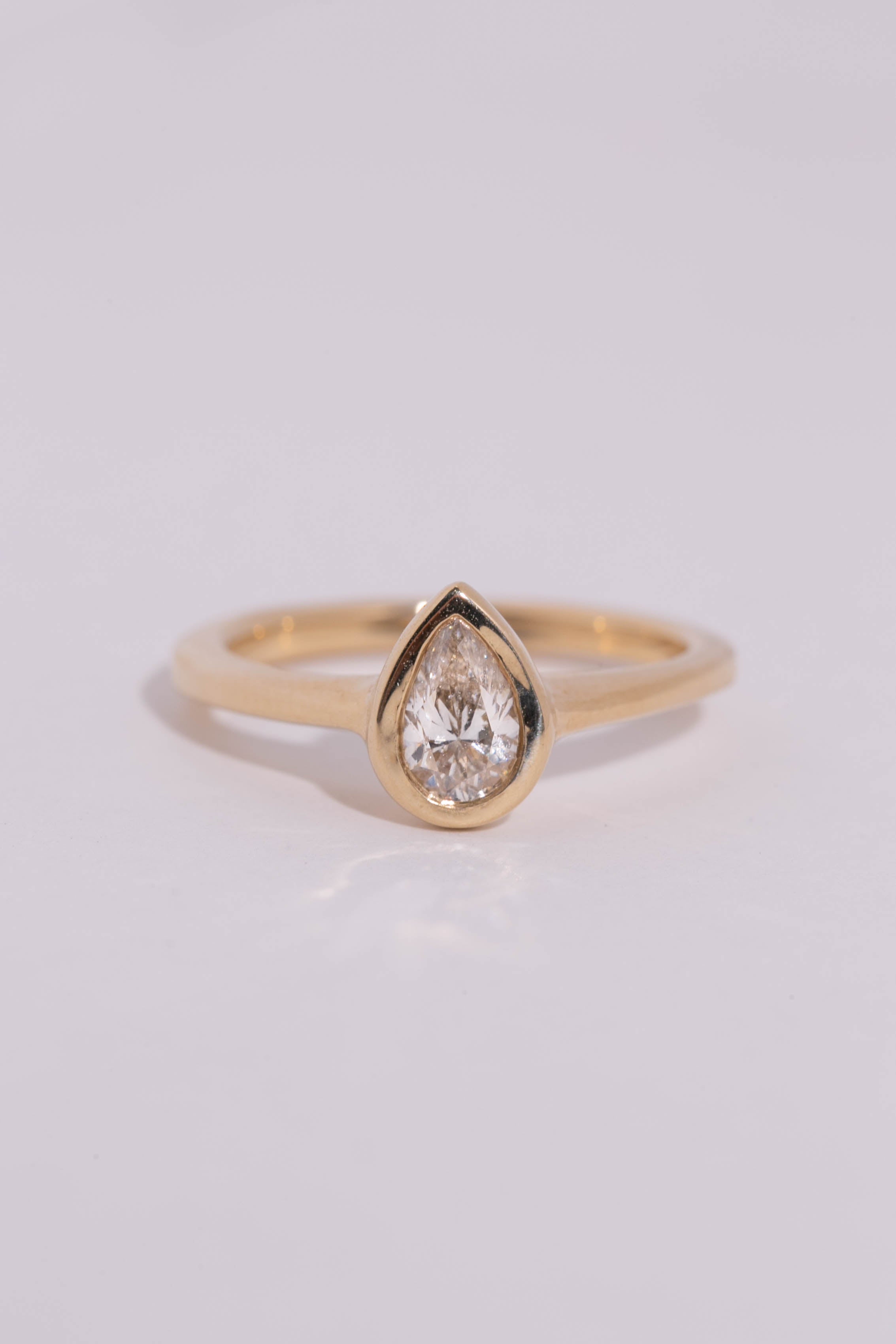 Pear Diamond Solitaire