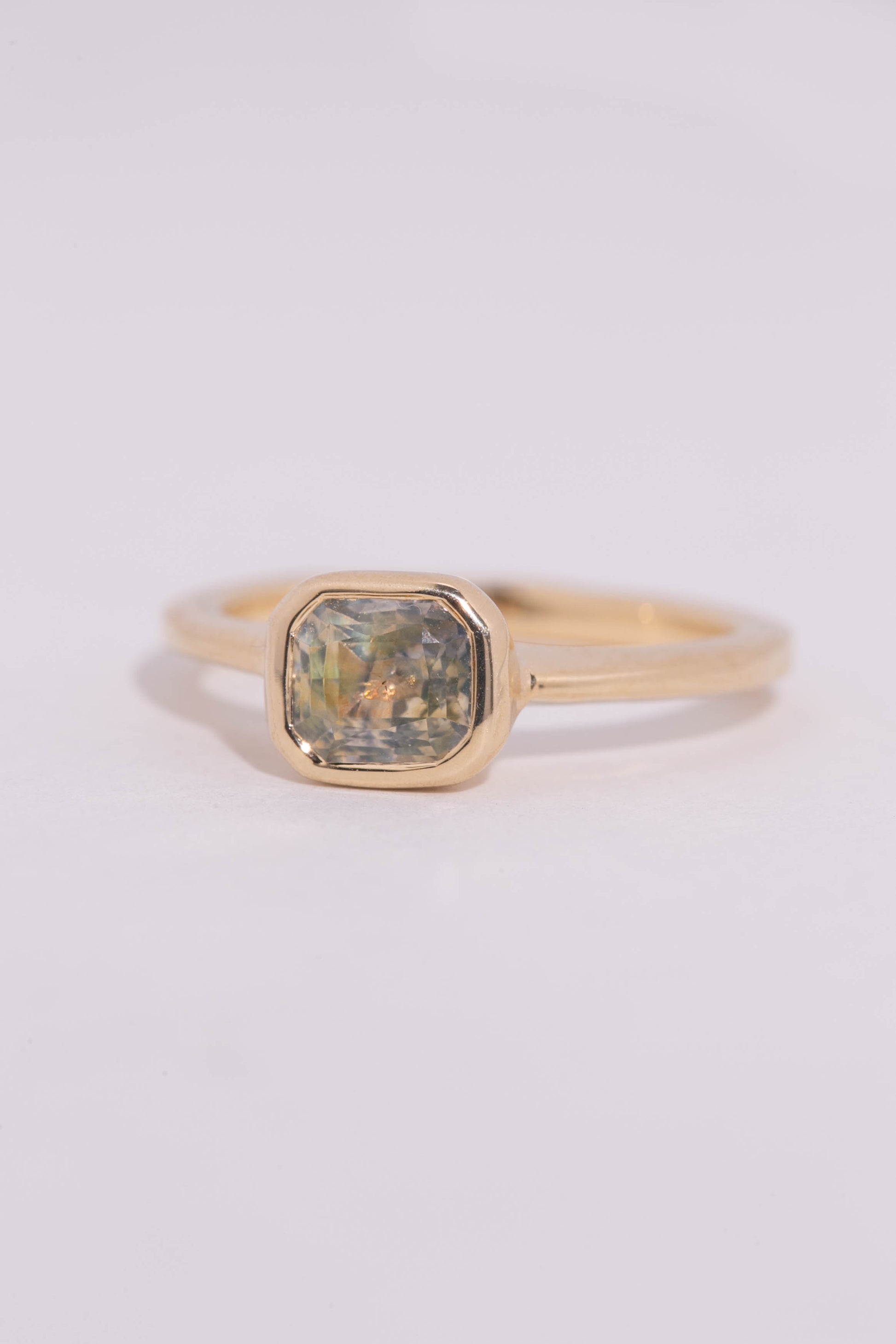Olive Sapphire Solitaire