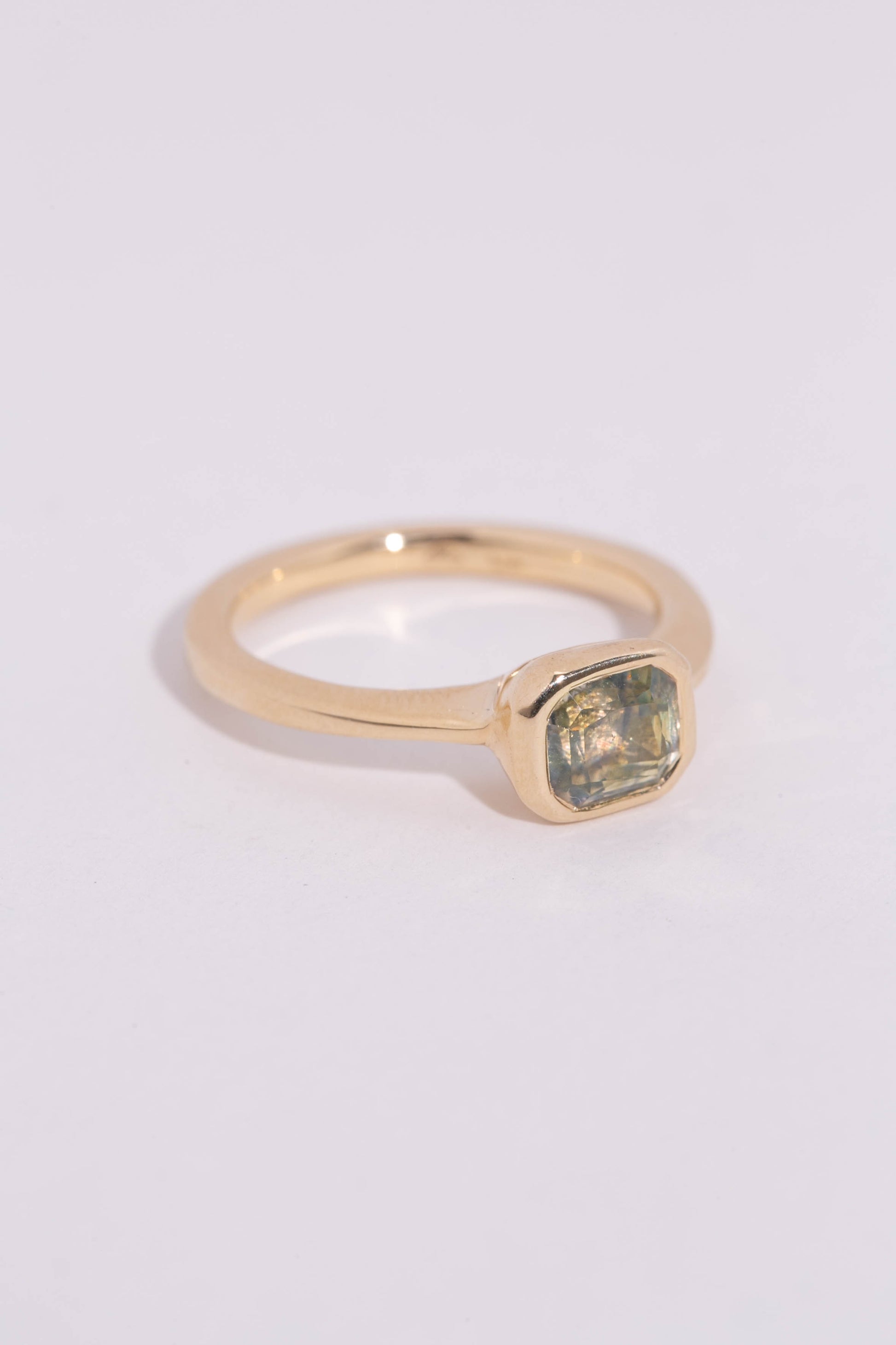 Olive Sapphire Solitaire