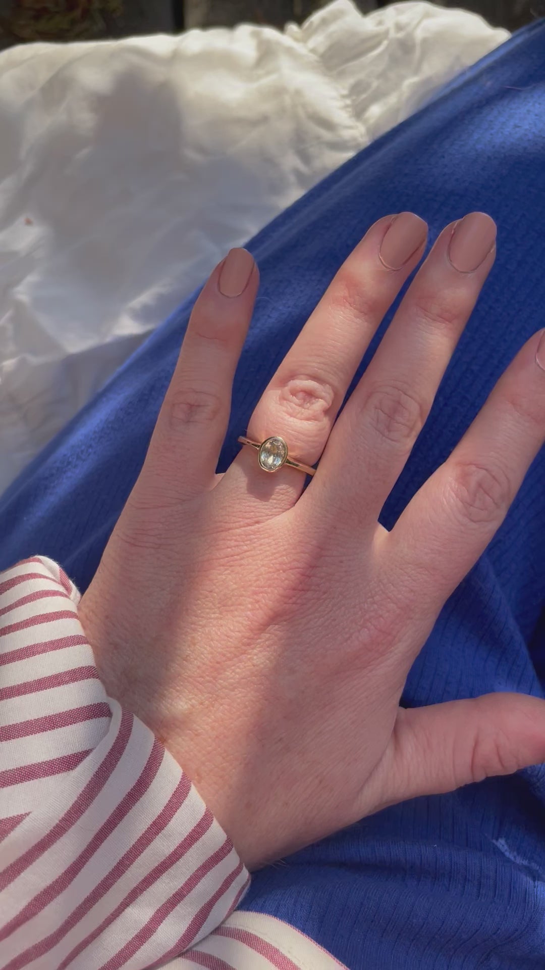 Champagne Sapphire Solitaire