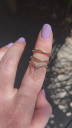 Pointed Band