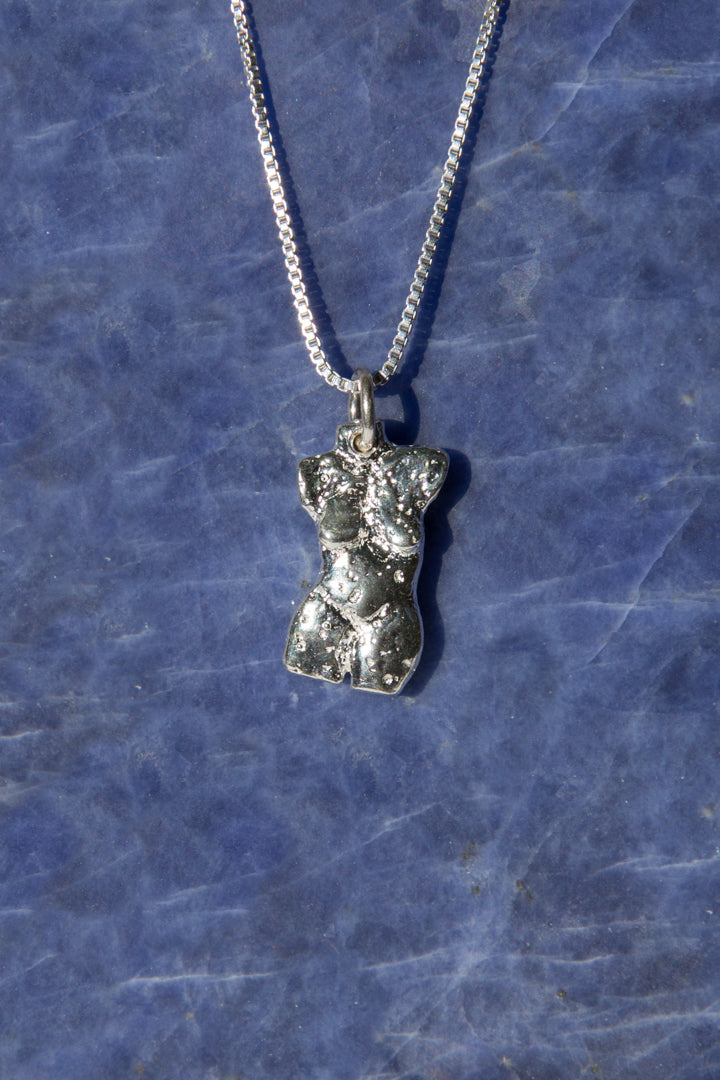 Belle Pendant